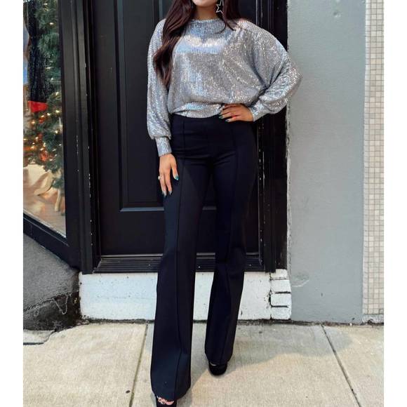 NEW MOLLY BRACKEN sequin open back sweater in silver grey - Picture 3 of 7